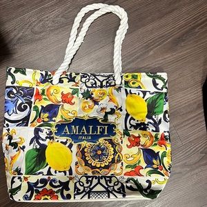 Amalfi Coast Tote Used Twice
